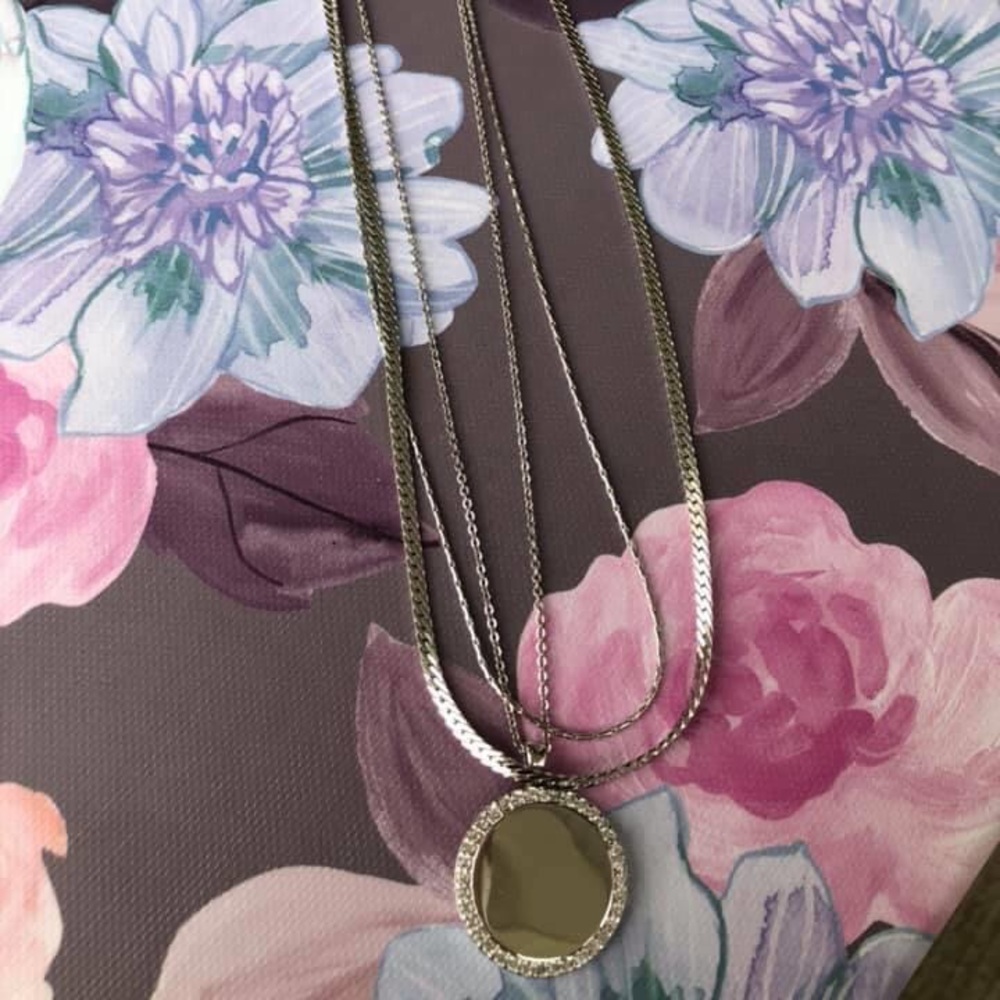 🌟2 for $25 - add to bundle for deal!! 🌟 Chloe & Isabel necklace